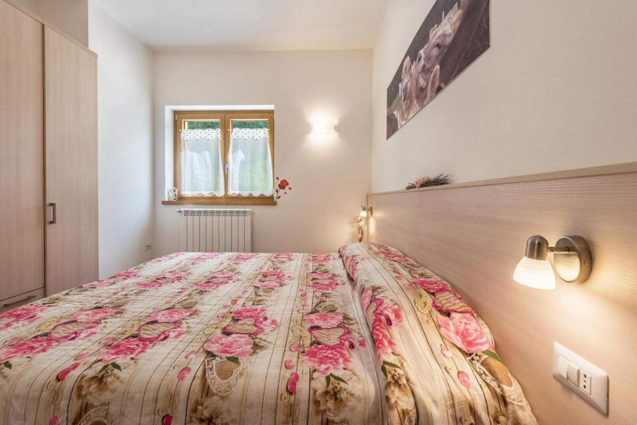 Nonno Bigi Rosa Apartment Tremosine Bagian luar foto